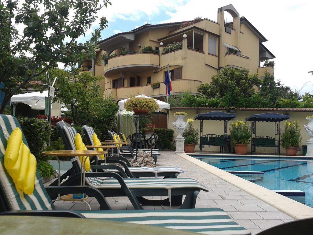Flowers Hotel Montecatini Terme